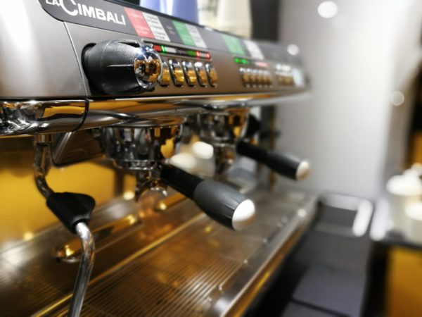 mobile Espressobar mit Siebträger Maschine , das Kaffeemobil