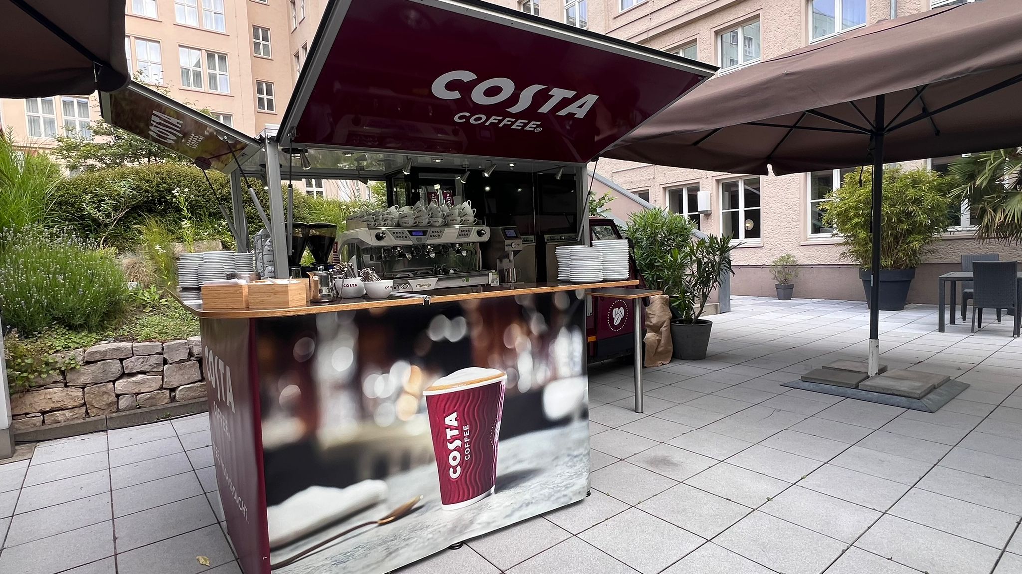 Die COSTA Espressomobil Ape Ape Kaffeemobil mit Segafredo